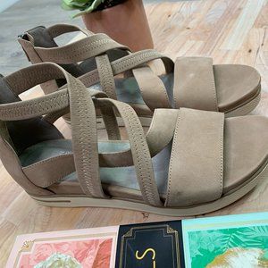 eileen fisher skill strappy sandal